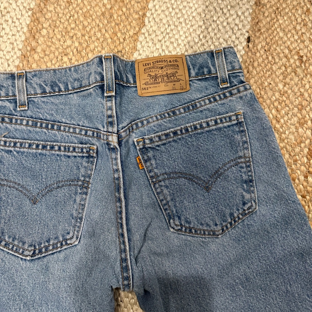 Vintage Orange Tab Levi 562